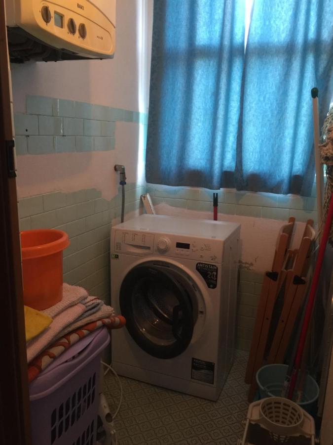 La Casa Di Clara Ombrellone Con 2 Lettini Al Lido San Giuliano Gratis E Parcheggio Privato Gratis Apartment Rimini Luaran gambar