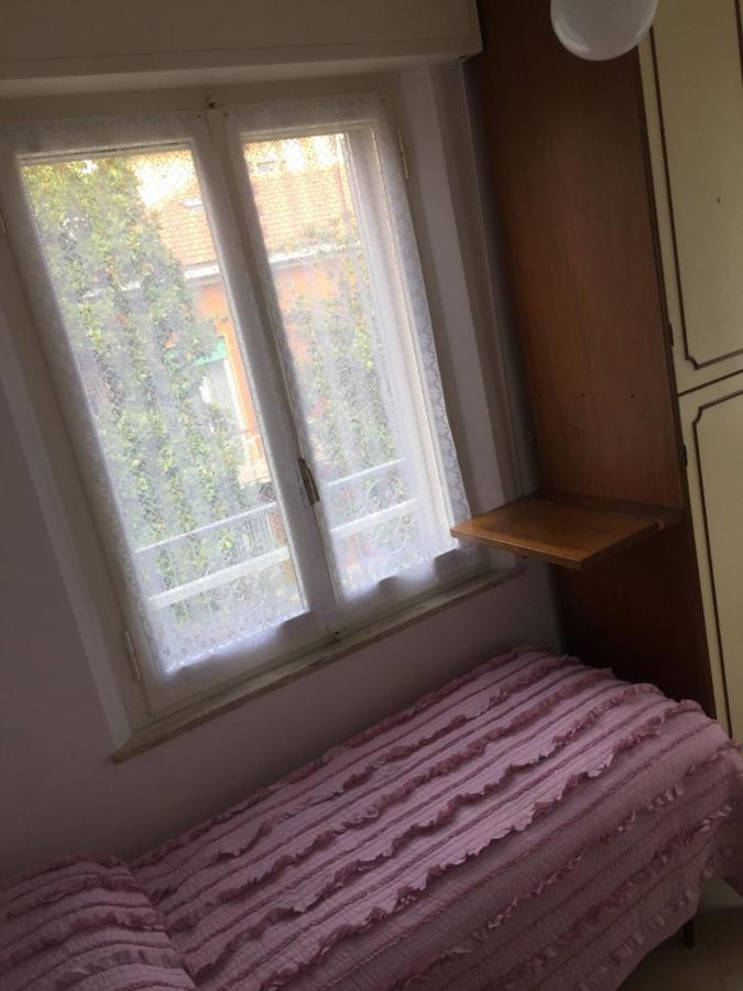 La Casa Di Clara Ombrellone Con 2 Lettini Al Lido San Giuliano Gratis E Parcheggio Privato Gratis Apartment Rimini Luaran gambar